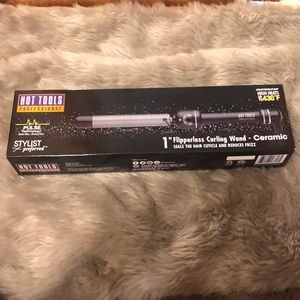 Hot Tool  1” Flipperless Curling Wand-Ceramic